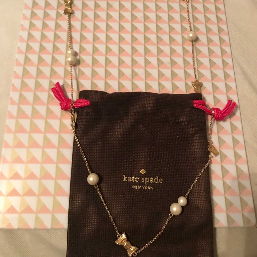 Kate spade pearl and bow necklace